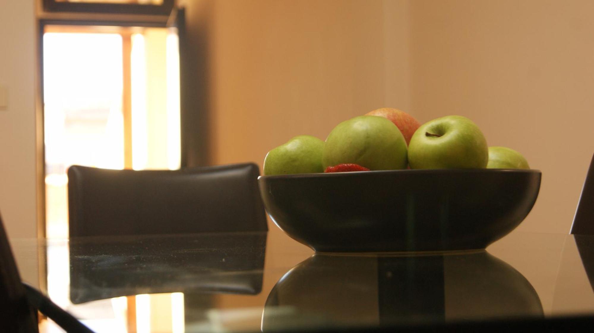 Vegan Inn Airport - Adults Only - Late Check In ฟิวมิชีโน ภายนอก รูปภาพ